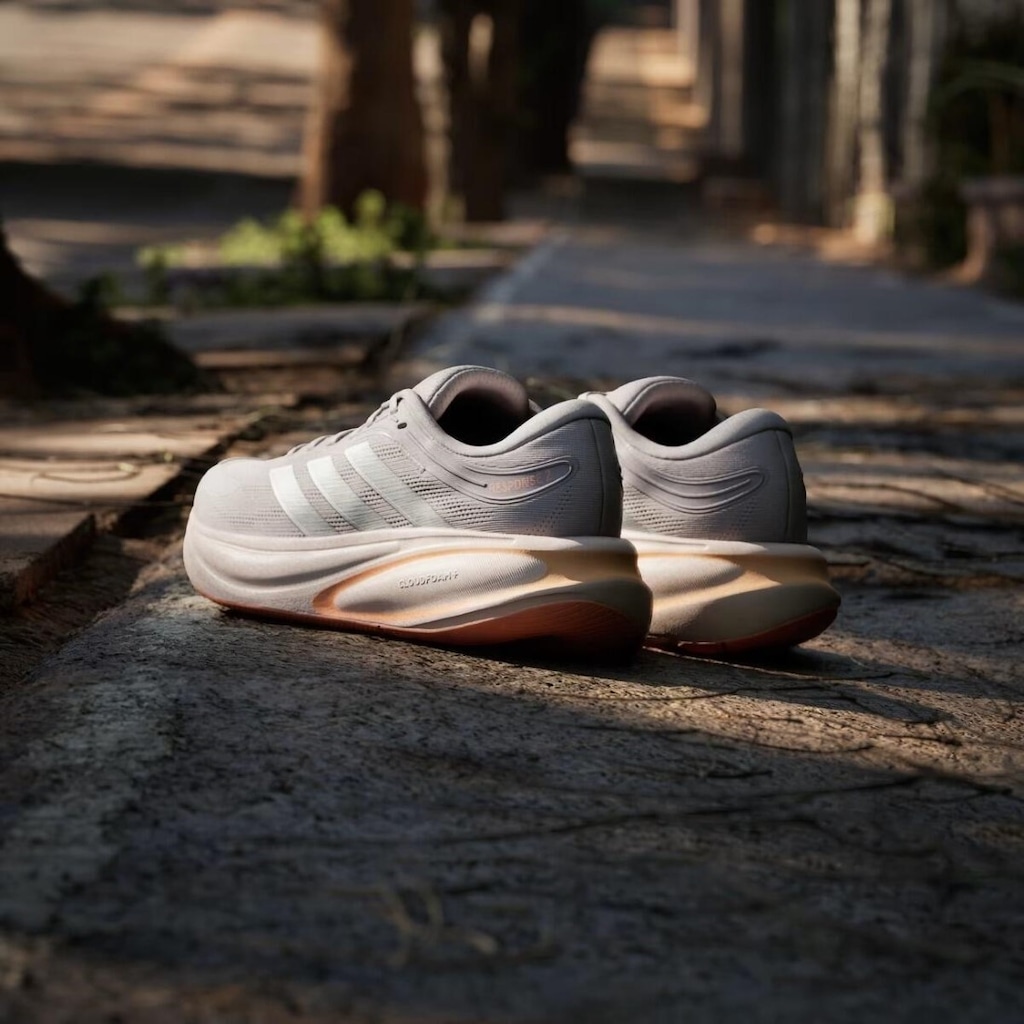 Imagem 3 do produto Tênis Feminino adidas Response 2