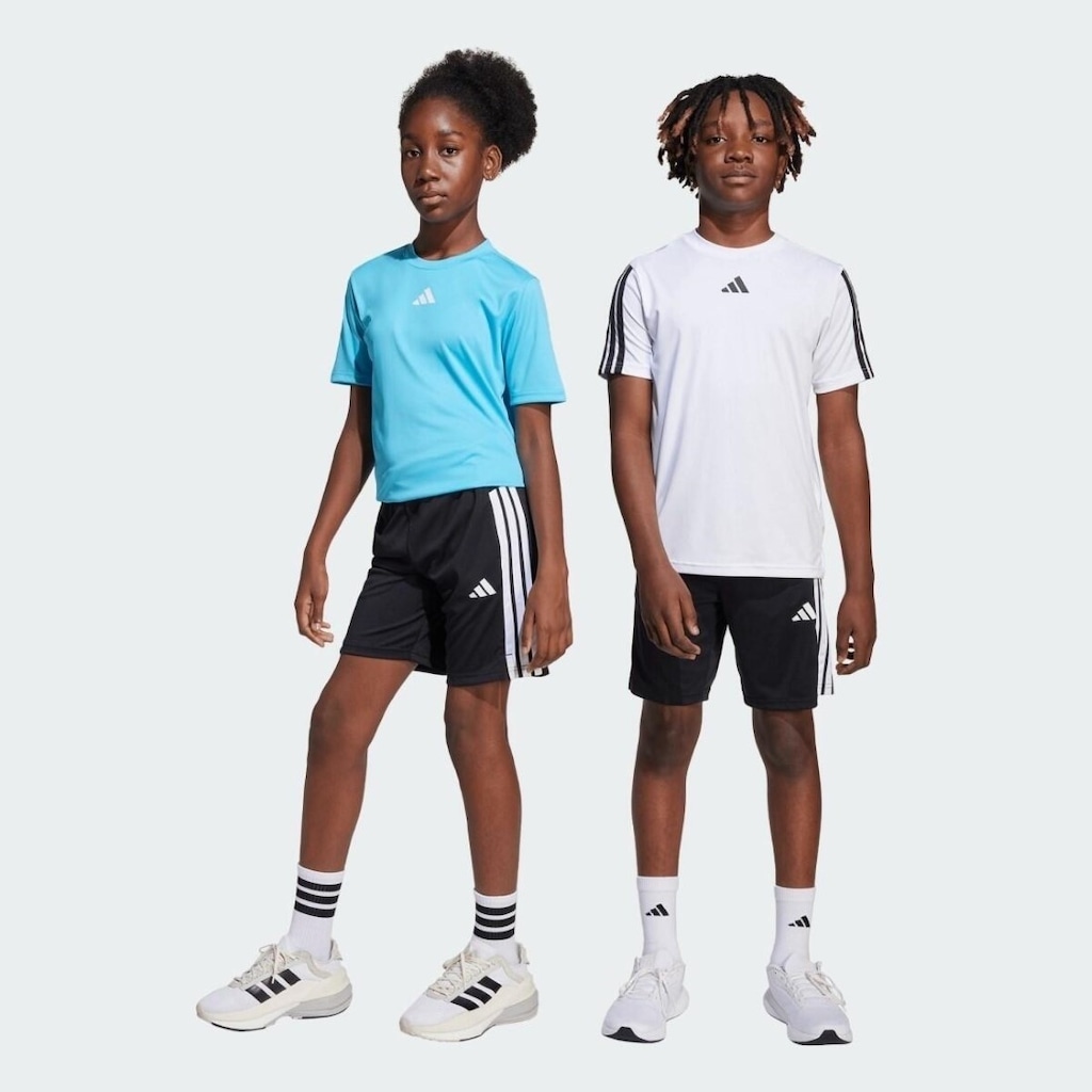 Imagem 2 do produto Shorts adidas Train Essentials 3 Listras Infantil