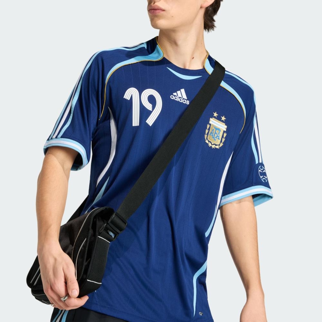 Imagem 5 do produto Camisa Argentina II Messi Seleção 2006 adidas Masculina