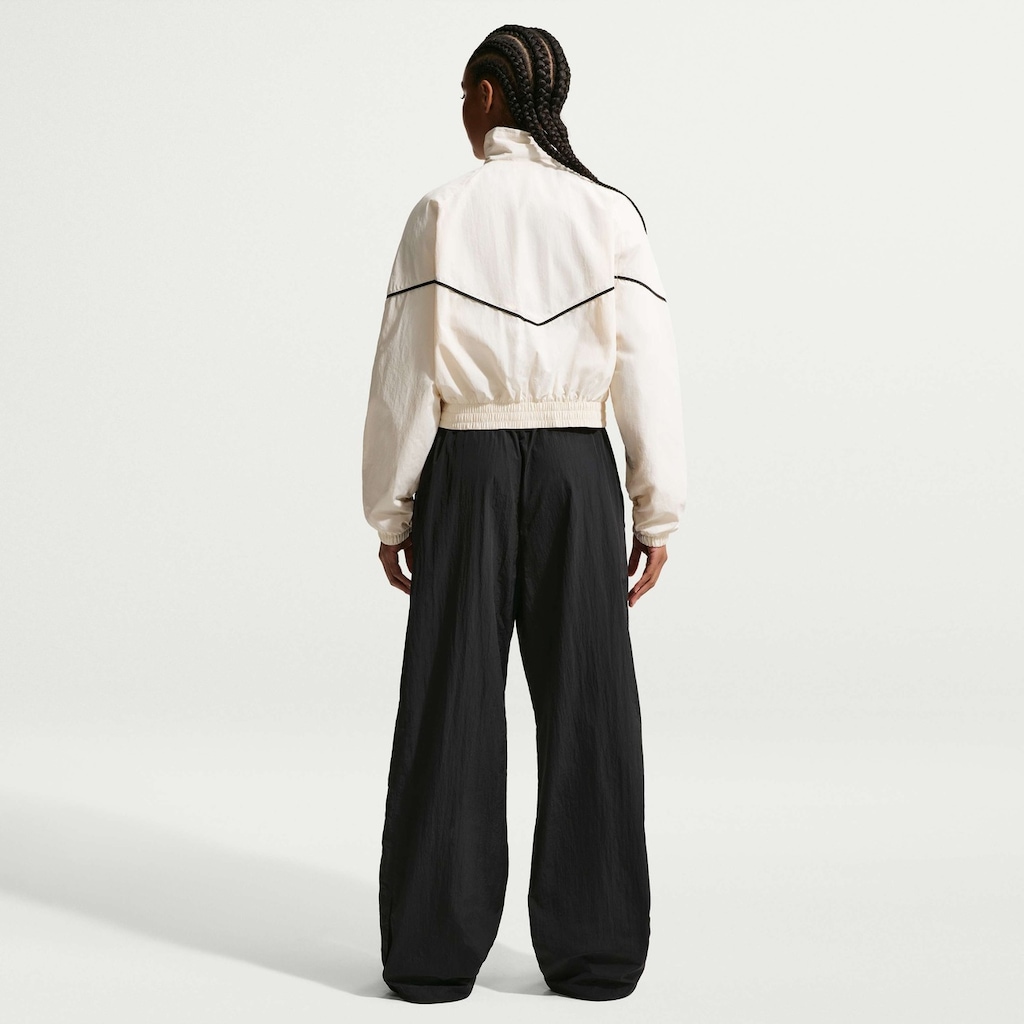 Imagem 5 do produto Calça Nike Sportswear Parachute Feminina