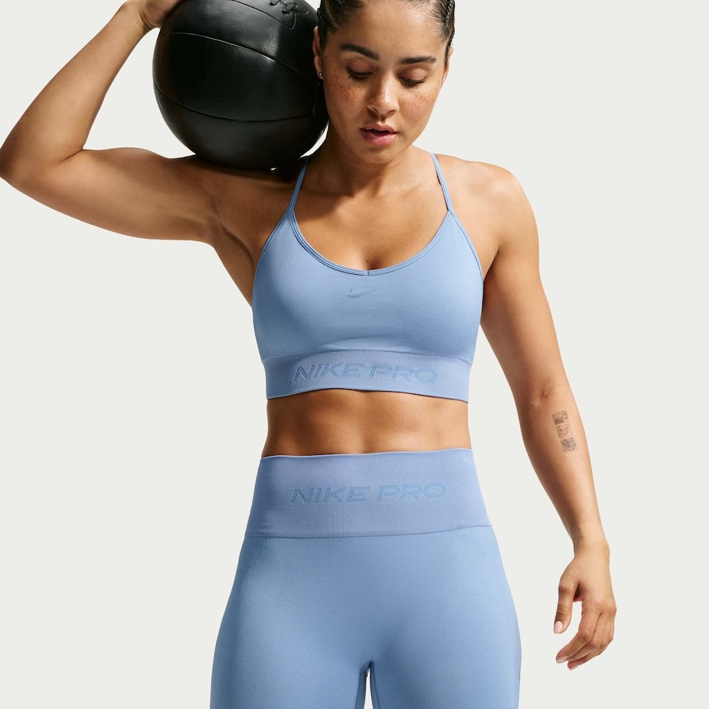 Imagem 2 do produto Shorts Dri-FIT Nike Feminino