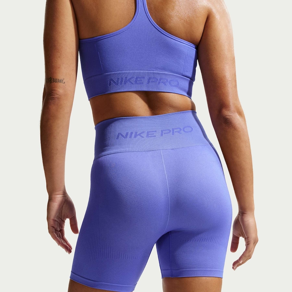Imagem 3 do produto Shorts Dri-FIT Nike Feminino