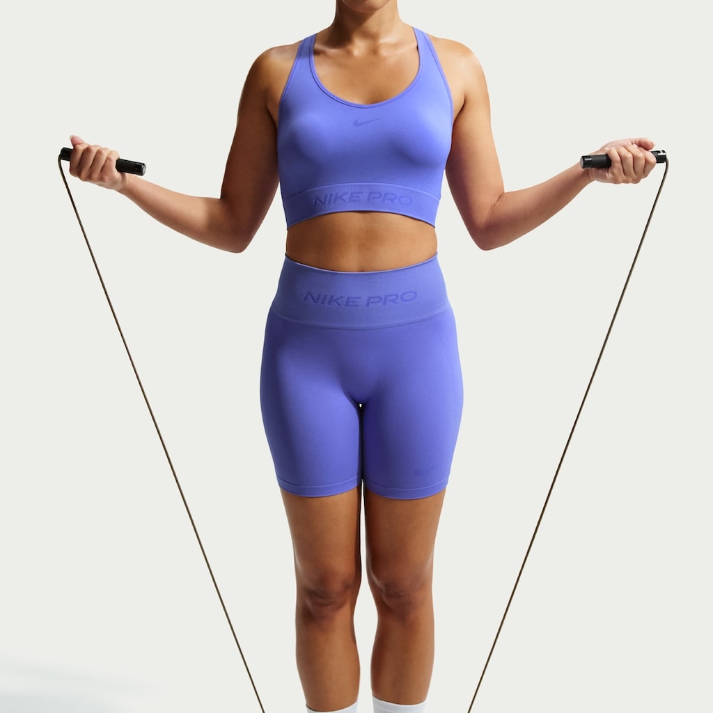 Imagem 3 do produto Regata Nike Pro Zenvy Feminina
