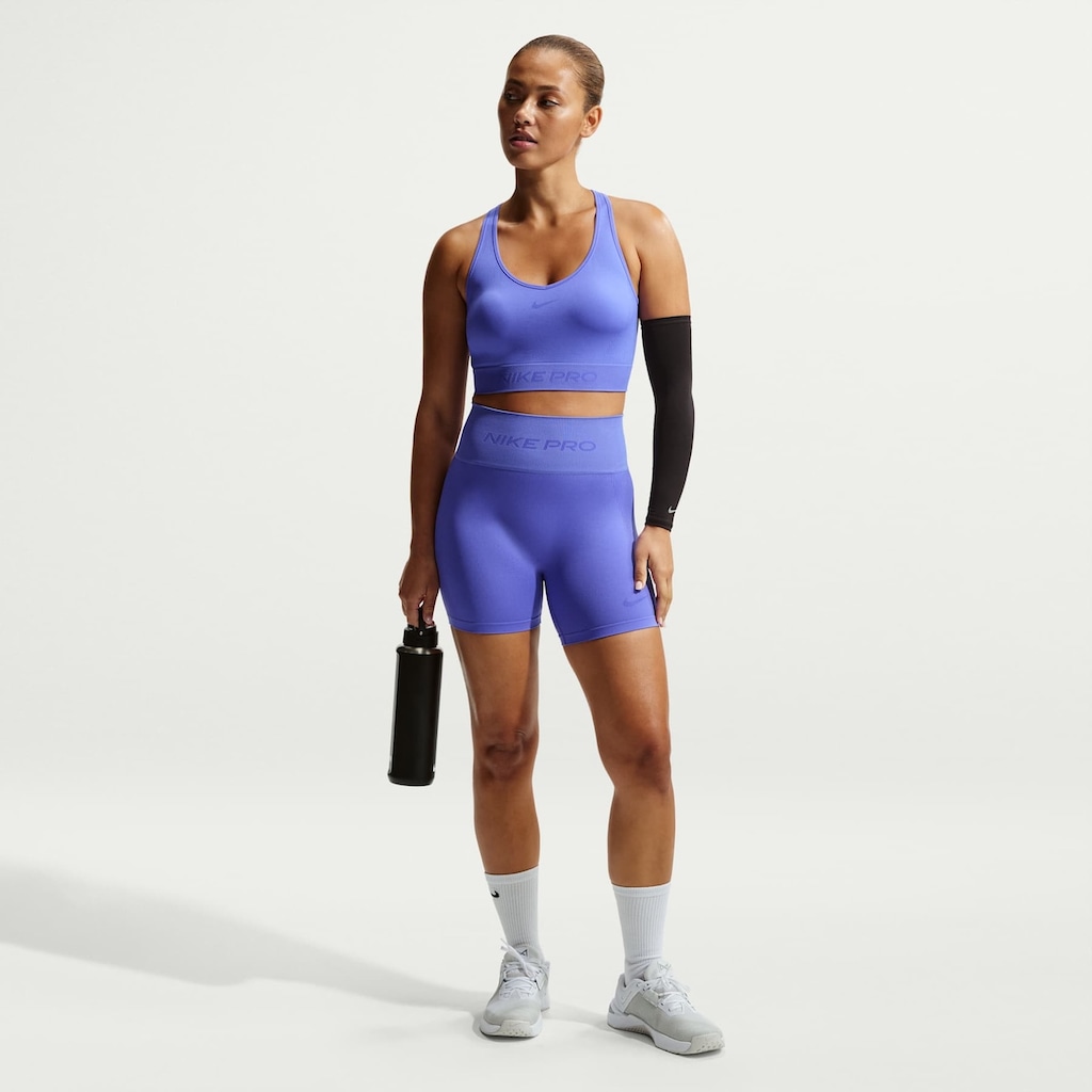 Imagem 4 do produto Regata Nike Pro Zenvy Feminina