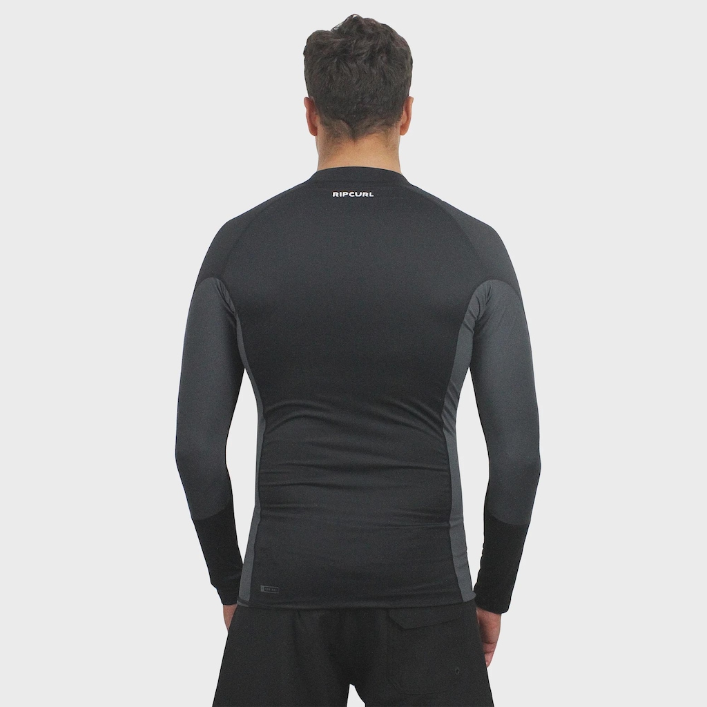 Imagem 3 do produto Camiseta UV Rip Curl Waves UPF Perf Black Importada Masculina