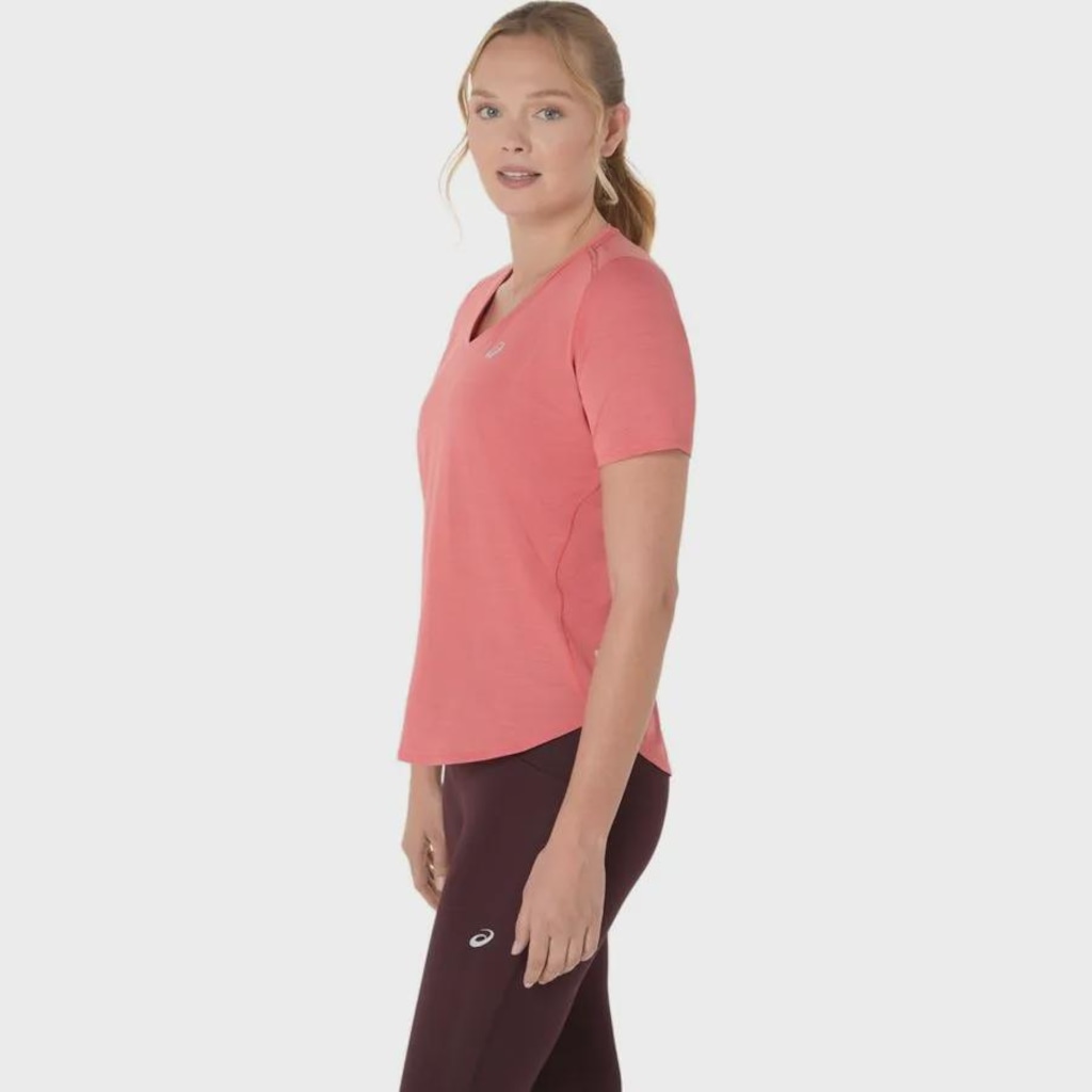 Imagem 3 do produto Camiseta ASICS Road Gola V Feminino