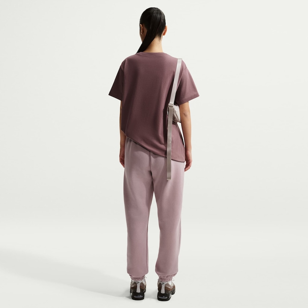 Imagem 5 do produto Camiseta Nike Sportswear Classic Feminina