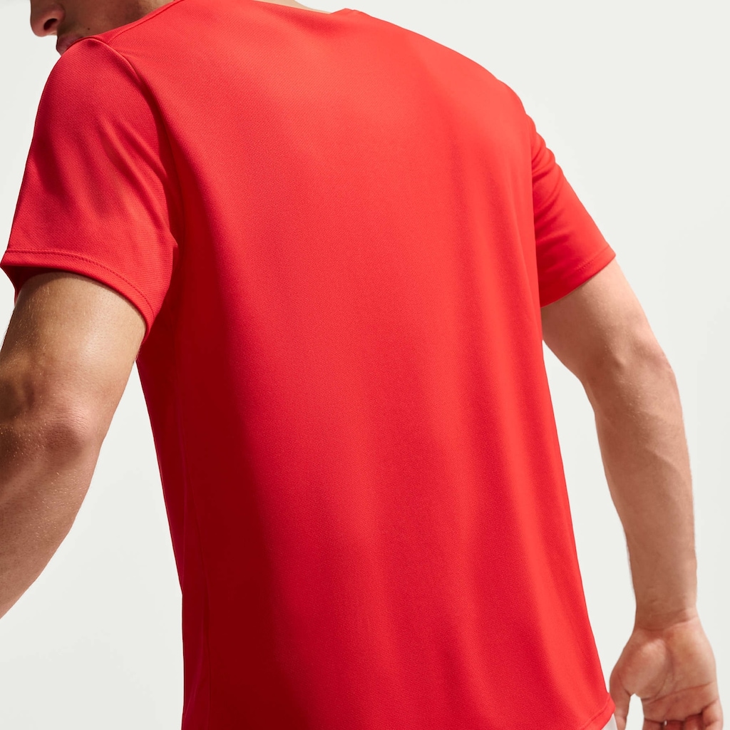 Imagem 2 do produto Camiseta Nike Dri-FIT UV Miller Masculina