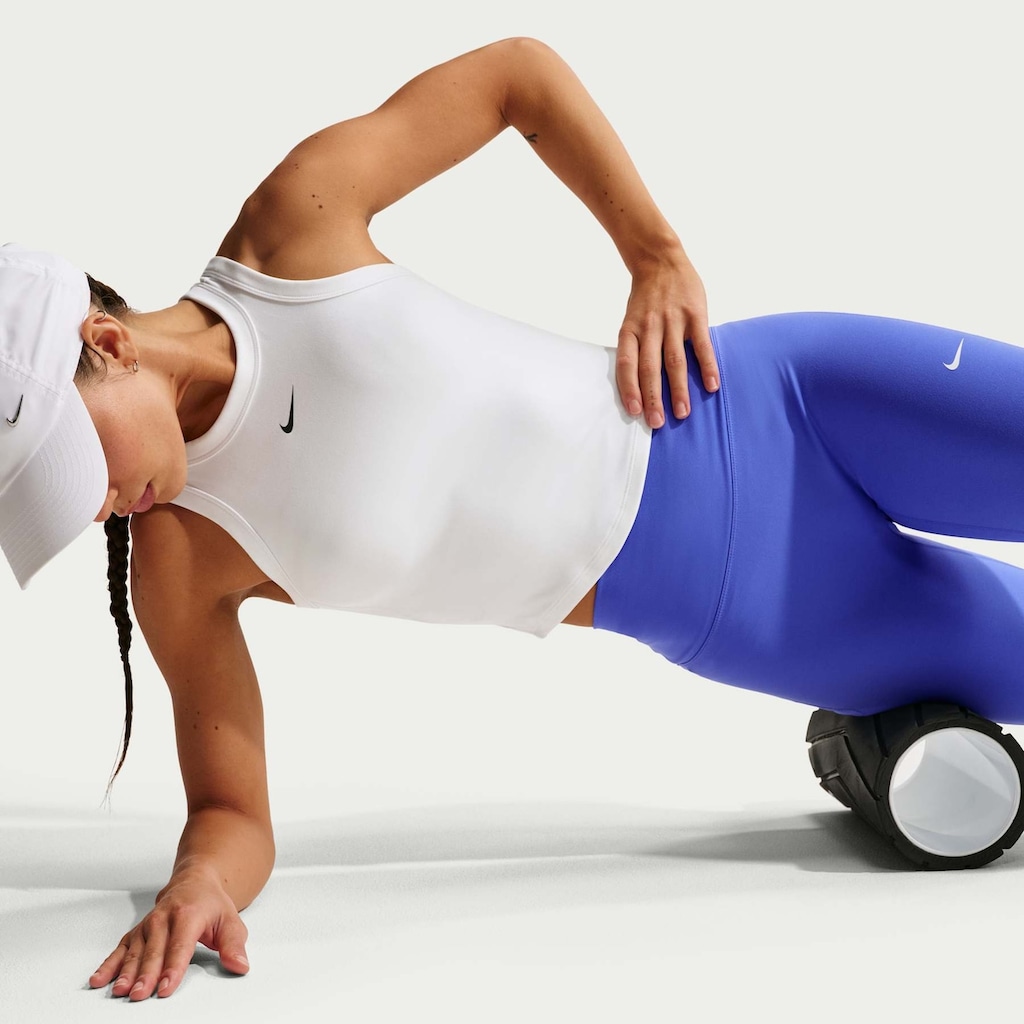 Imagem 3 do produto Regata Nike Dri-FIT One Cropped Feminina