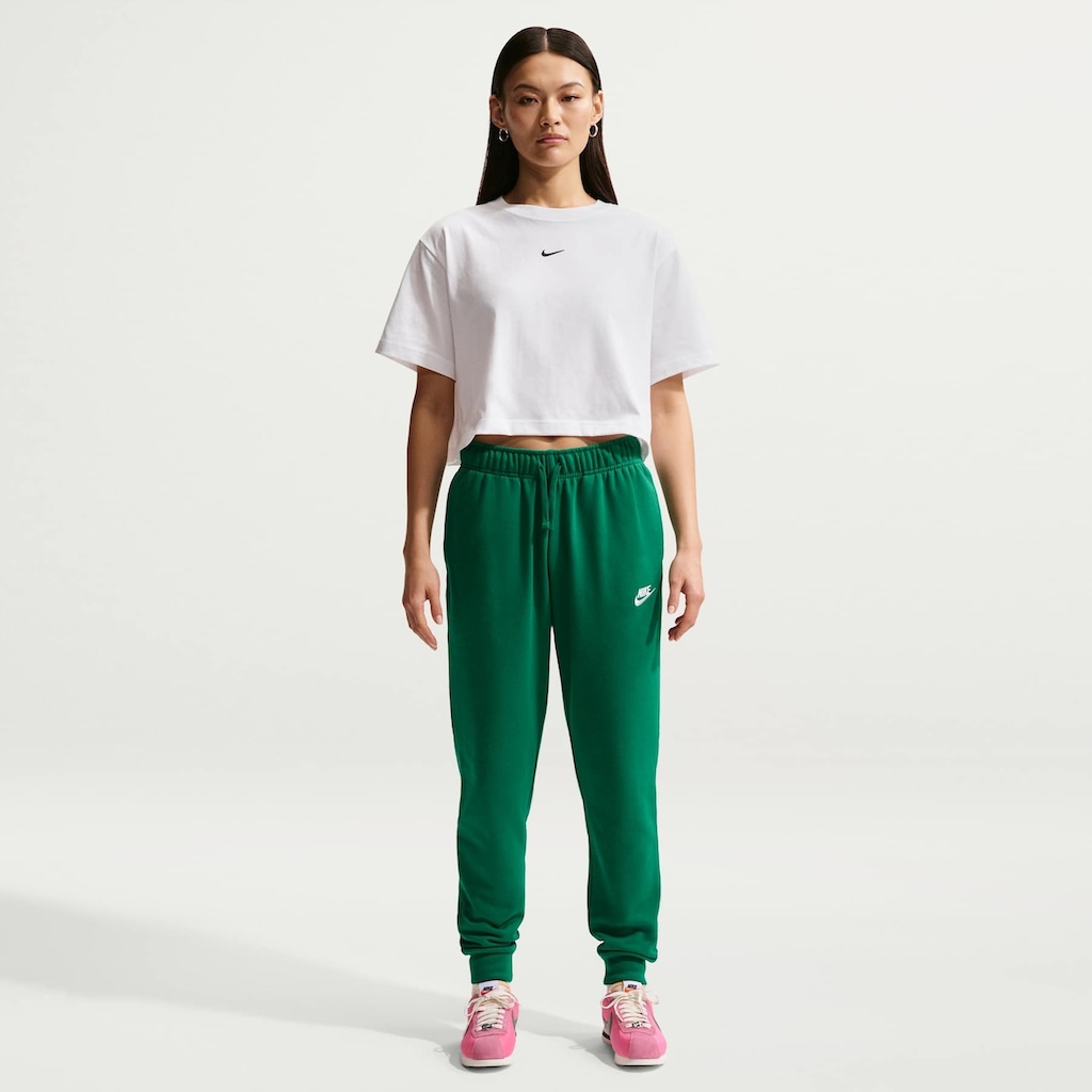 Imagem 4 do produto Camiseta Cropped Nike Sportswear Classic Feminina