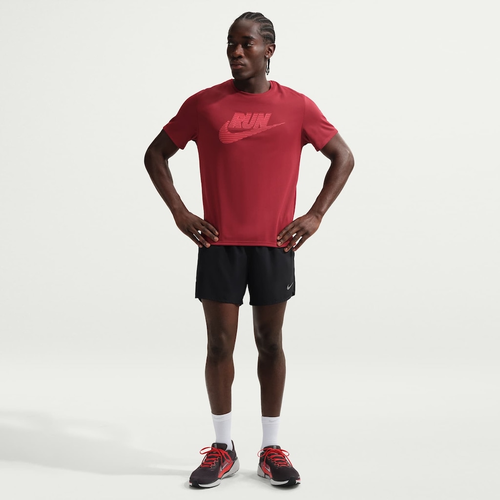 Imagem 4 do produto Camiseta Dri-FIT Nike Run Energy Masculina