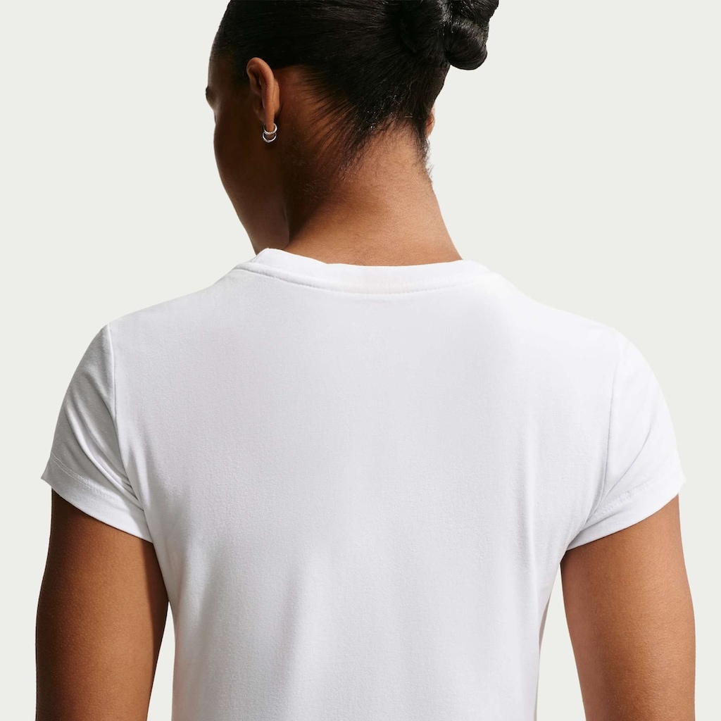 Imagem 2 do produto Camiseta Nike Sportswear Photo Feminina
