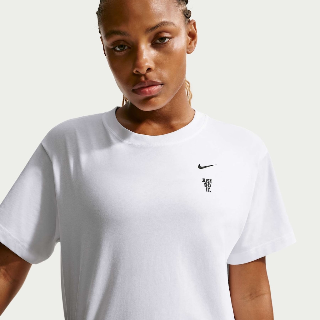 Imagem 3 do produto Camiseta Nike Basketball Photo Feminina