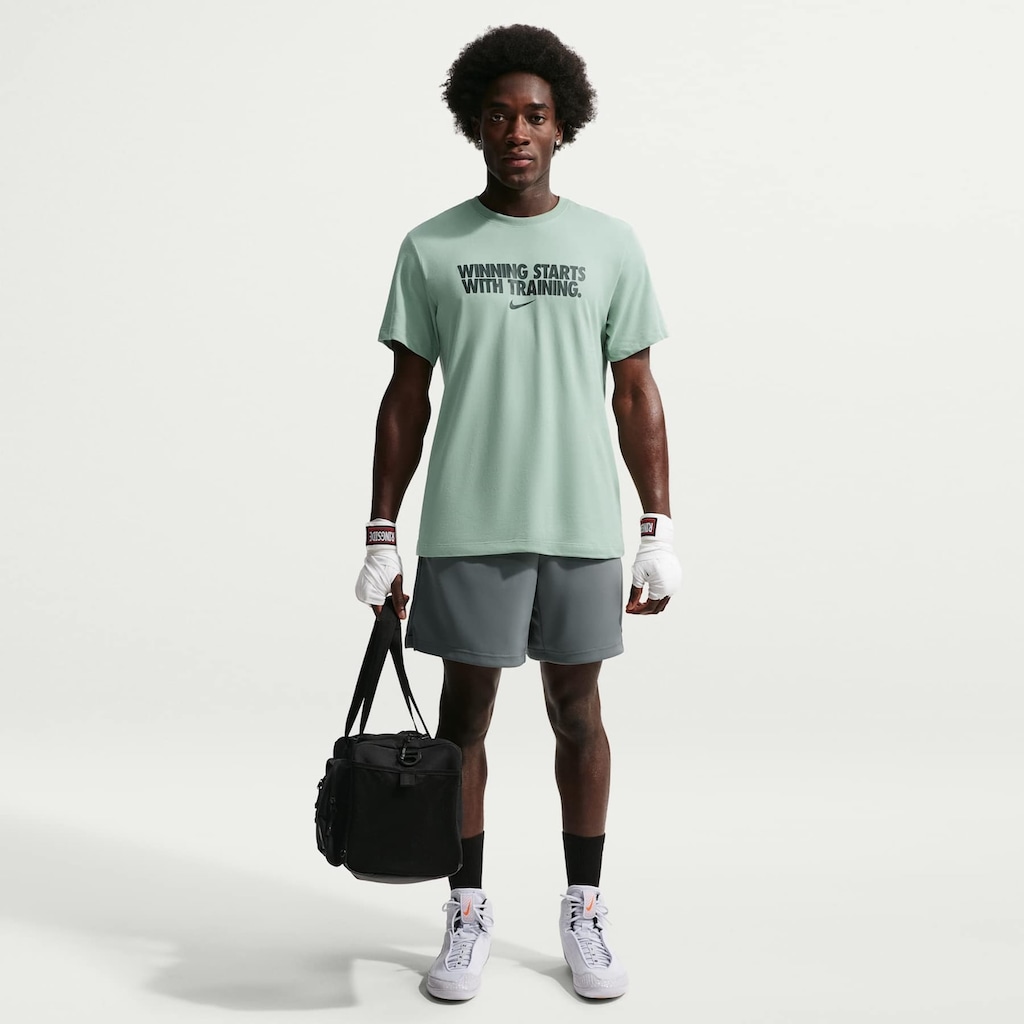 Imagem 4 do produto Camiseta Dri-FIT Nike "Winning" Masculina