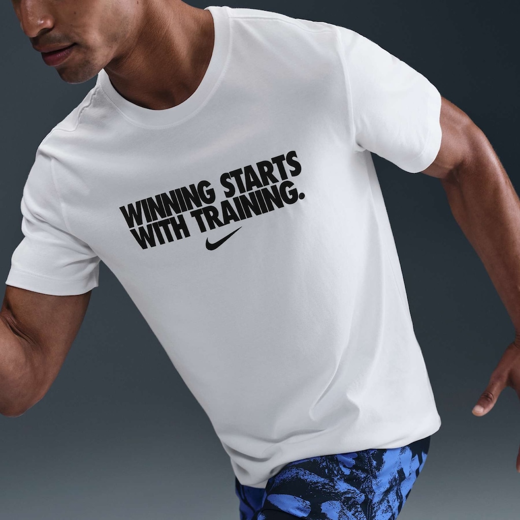 Imagem 4 do produto Camiseta Dri-FIT Nike "Winning" Masculina