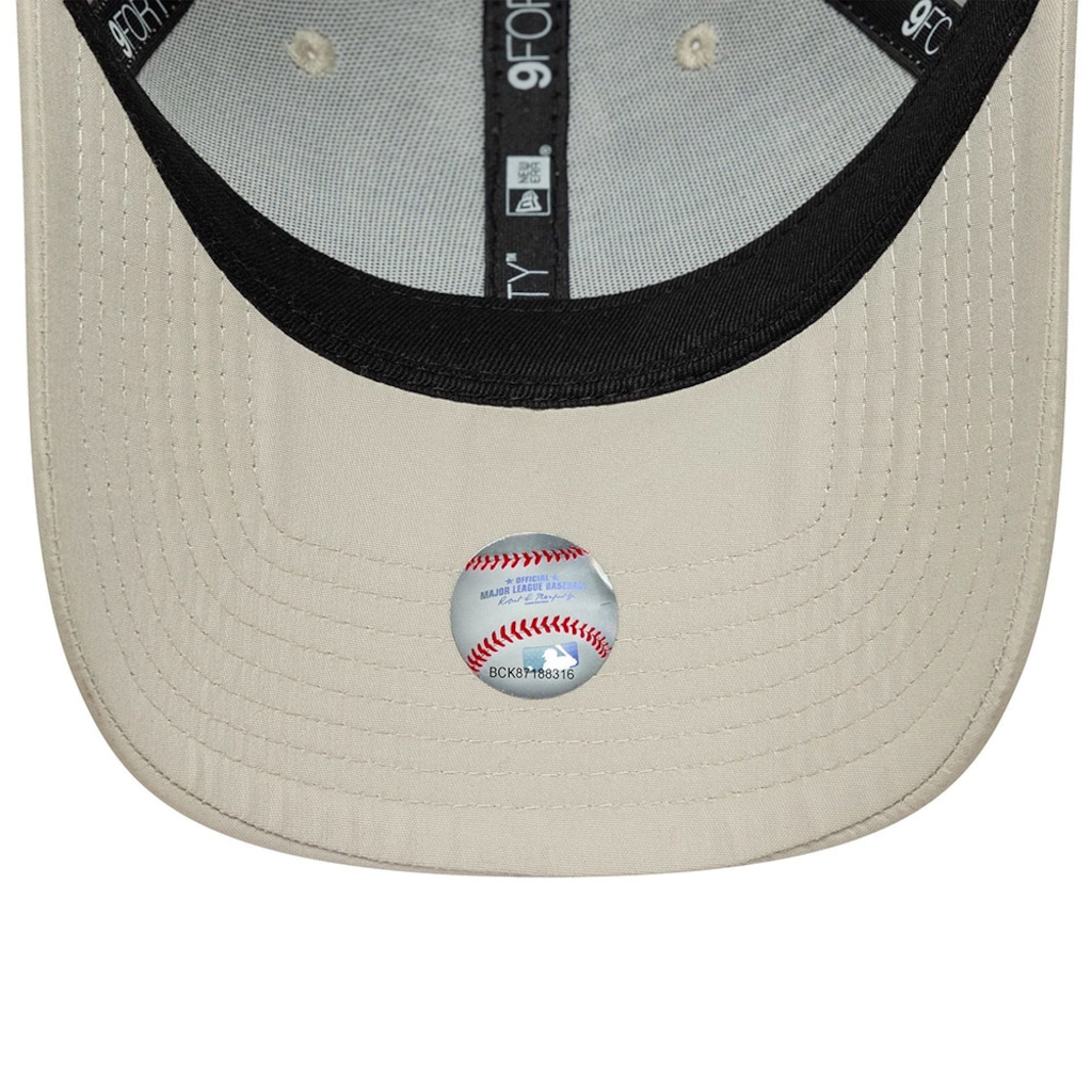 Imagem 5 do produto Boné Aba Curva New Era Feminino 9FORTY New York Yankees MLB Metal Feminino