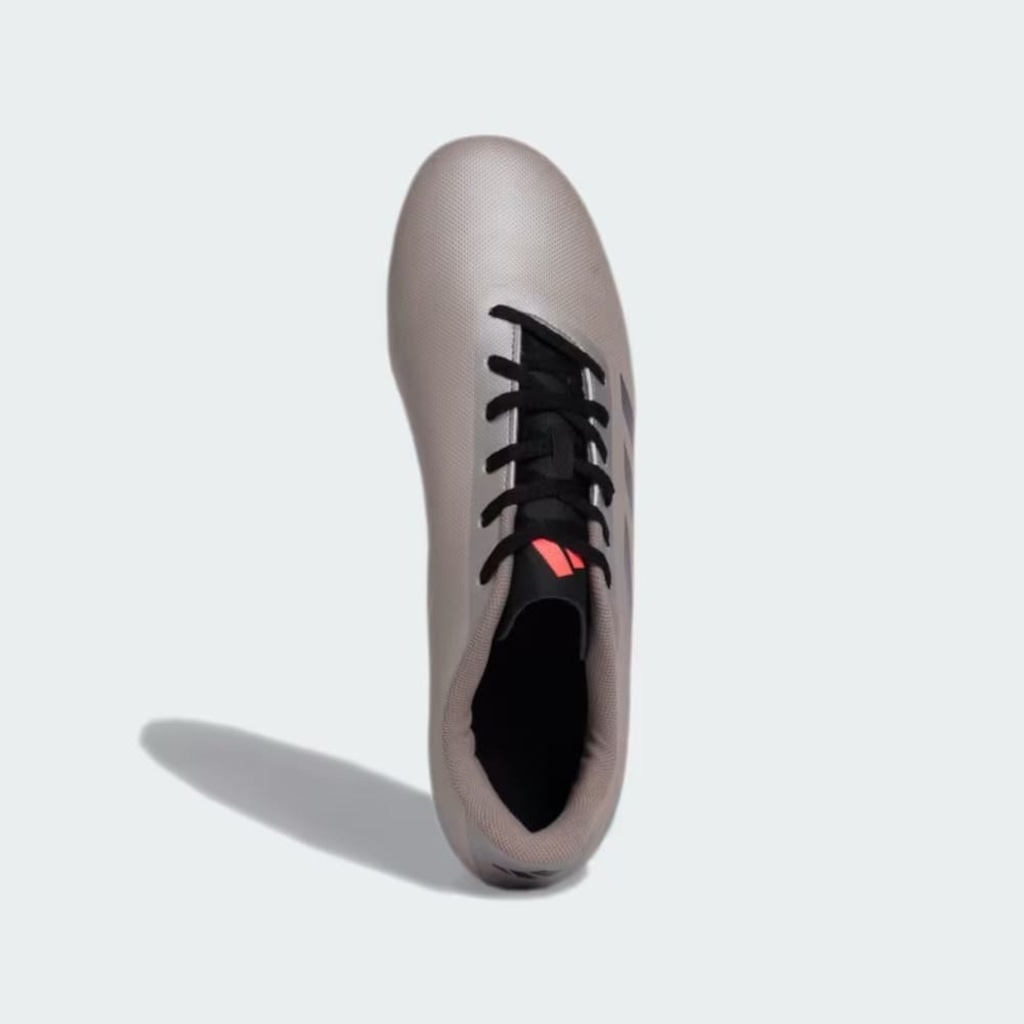 Imagem 2 do produto Chuteira de Campo Adidas Adulto Predator Essentials 24.5 Platinum