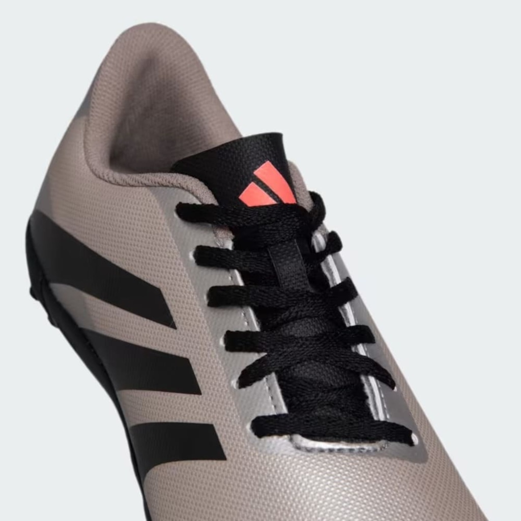 Imagem 4 do produto Chuteira Society Infantil Adidas Predator Essentials 24.5 Jr Platinum