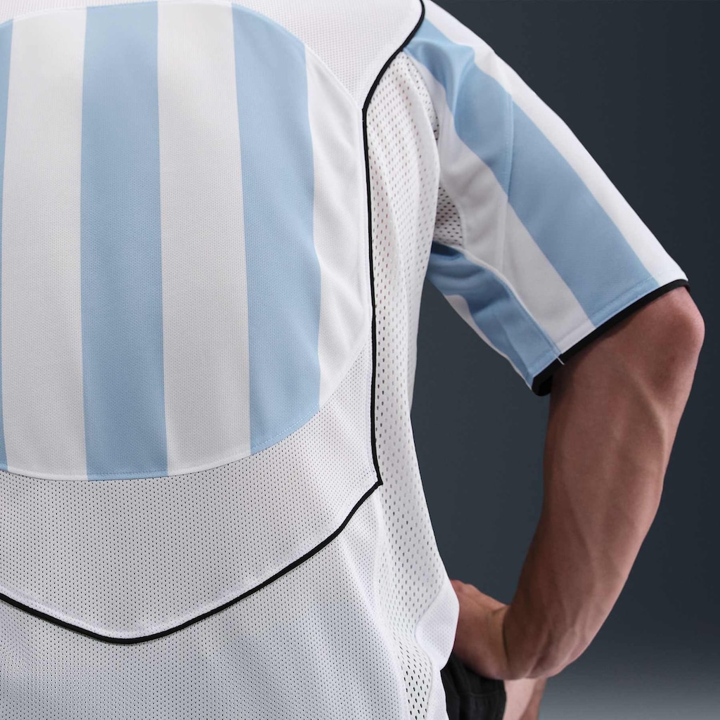 Imagem 2 do produto Camiseta Nike Total 90 Energy Masculina