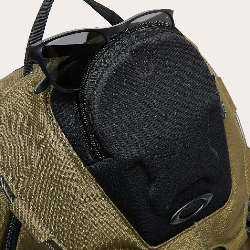 Imagem 3 do produto Mochila Oakley Bathroom Sink RC Army