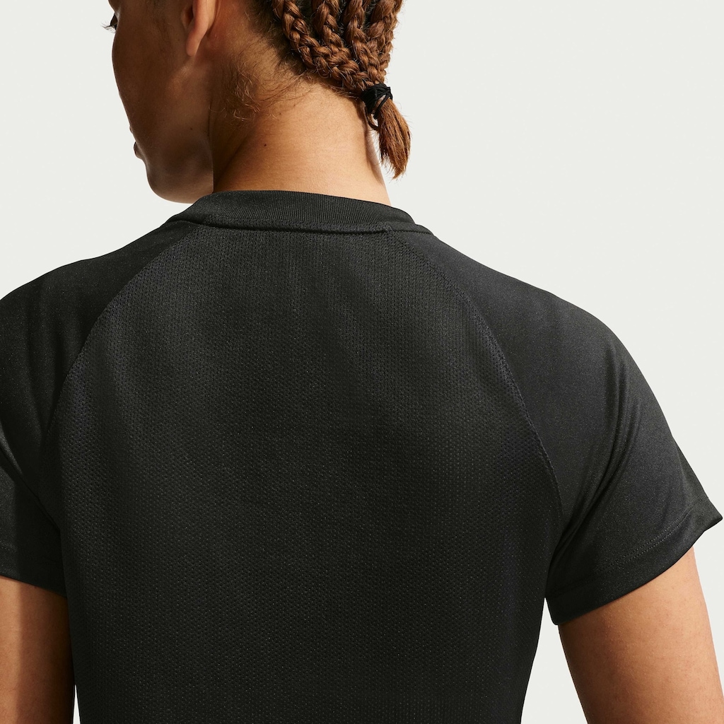 Imagem 2 do produto Camiseta Dri-FIT Nike Park Feminina