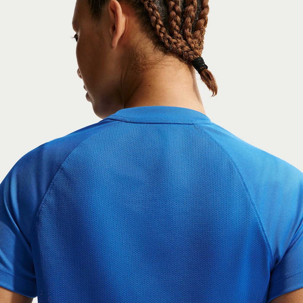 Imagem 2 do produto Camiseta Dri-FIT Nike Park Feminina