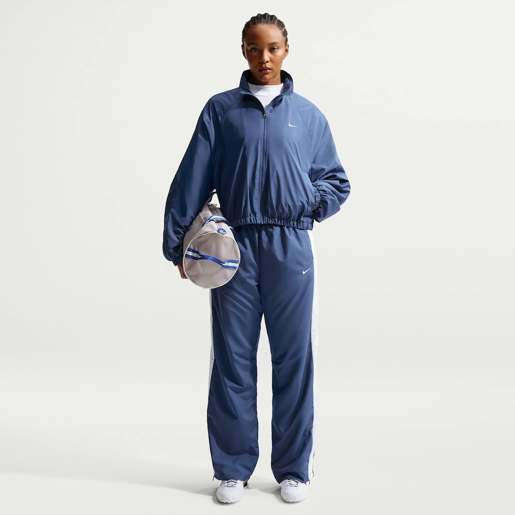 Imagem 4 do produto Jaqueta Nike Sportswear Classic Feminina