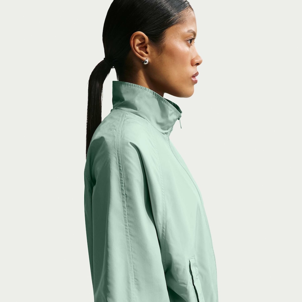 Imagem 2 do produto Jaqueta Nike Sportswear Classic Feminina
