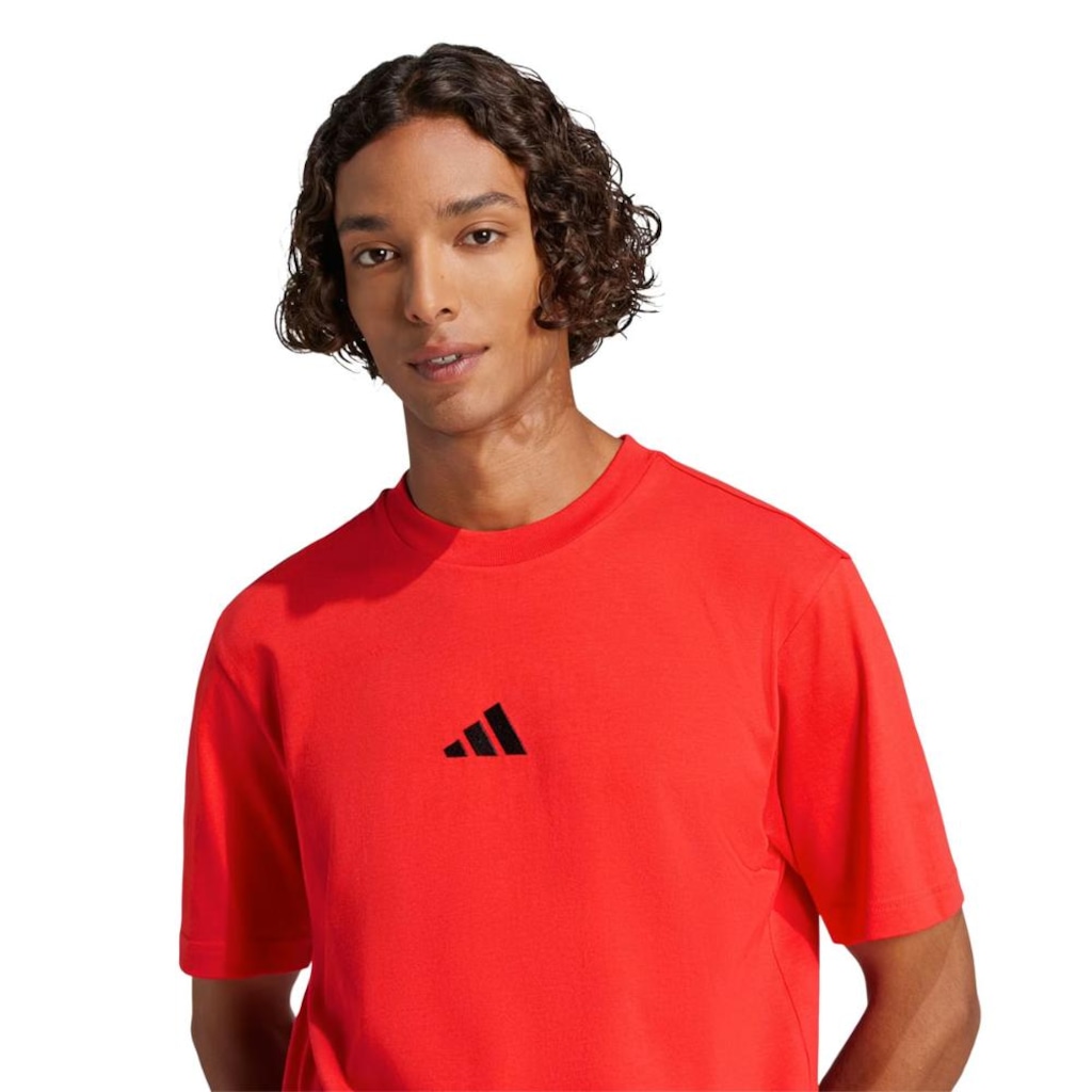 Imagem 4 do produto Camiseta adidas Essentials Masculina