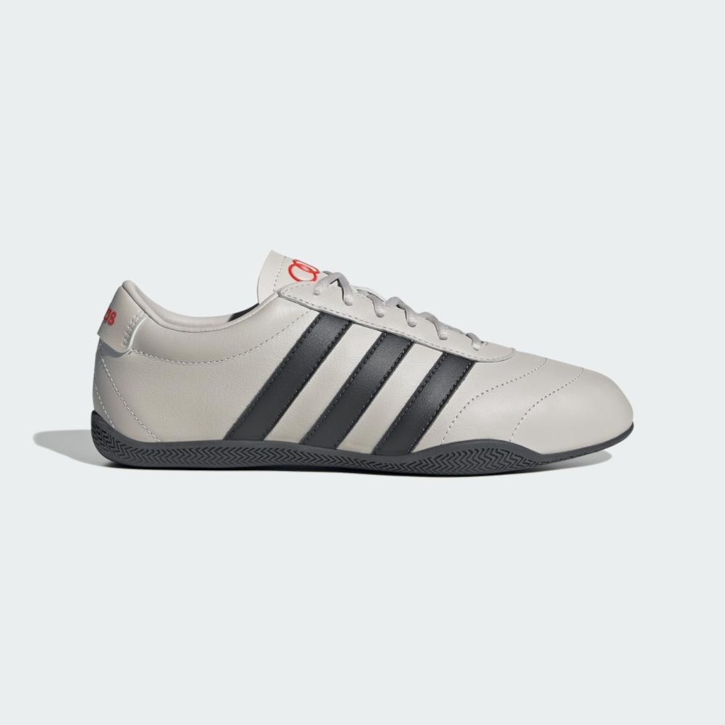 Imagem 2 do produto Tênis Grand Court Lo Audi Revolut F1 Team adidas Feminino