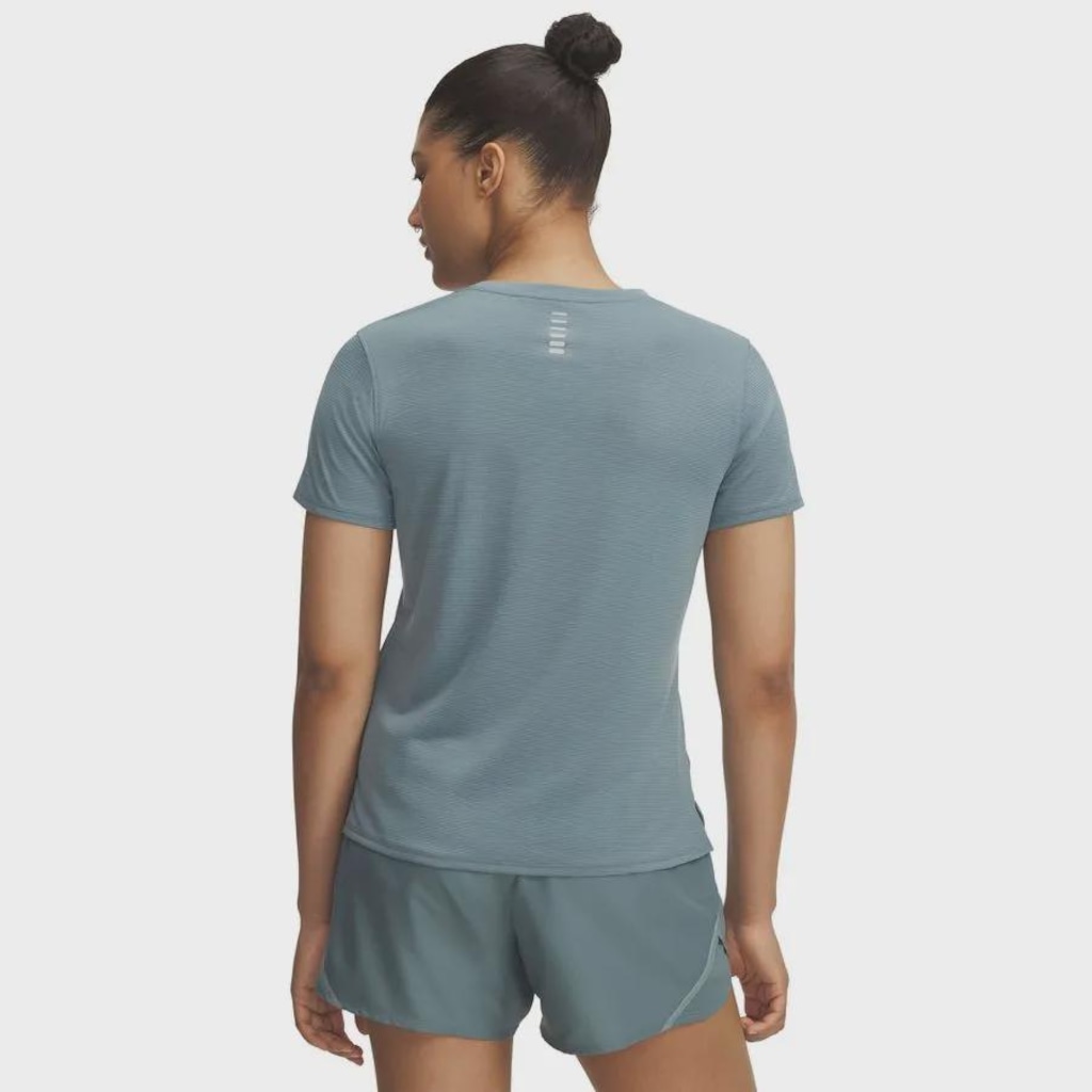 Imagem 4 do produto Camiseta Under Armour Launch Feminina
