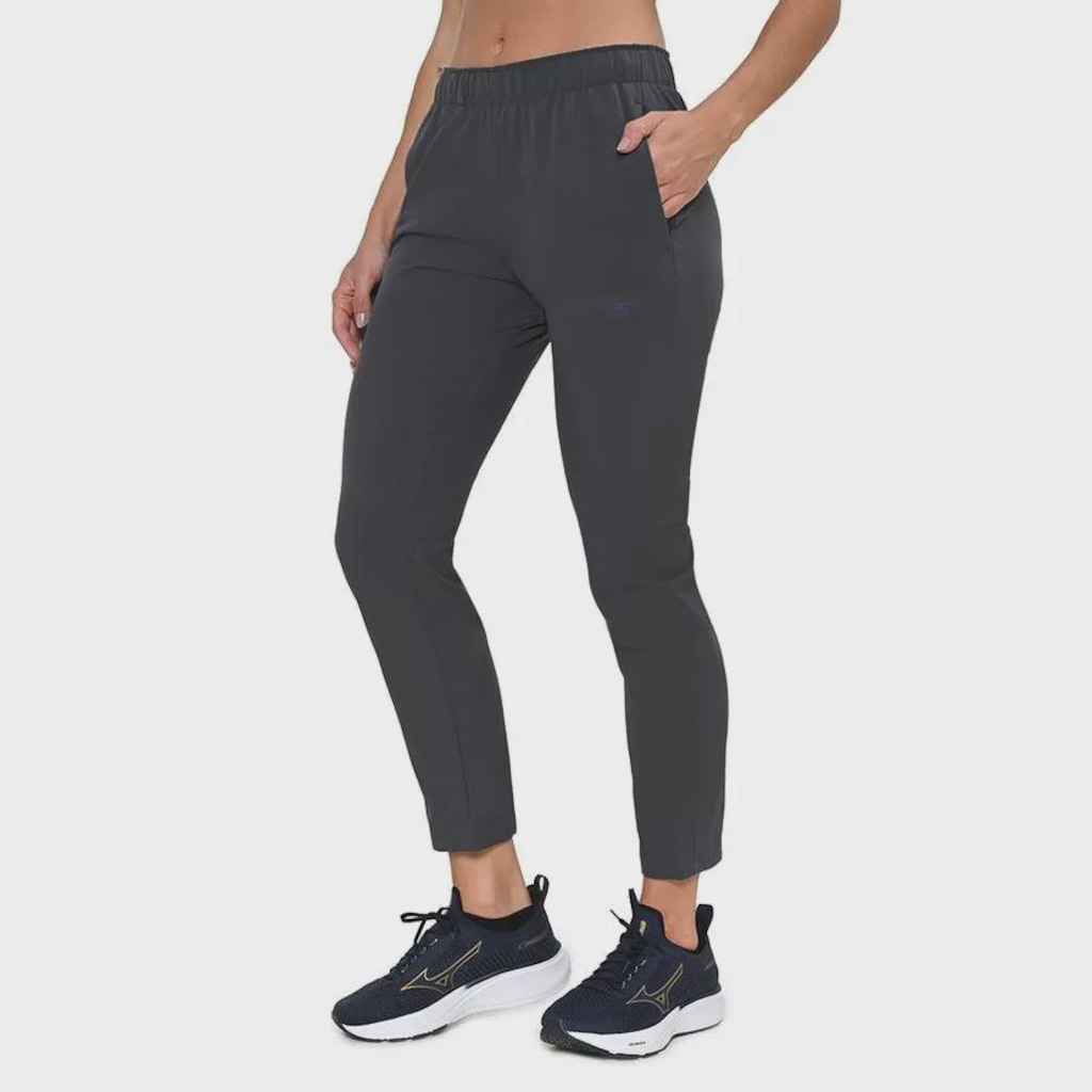 Imagem 2 do produto Calça de Treino Mizuno Two Loops 8 Feminino