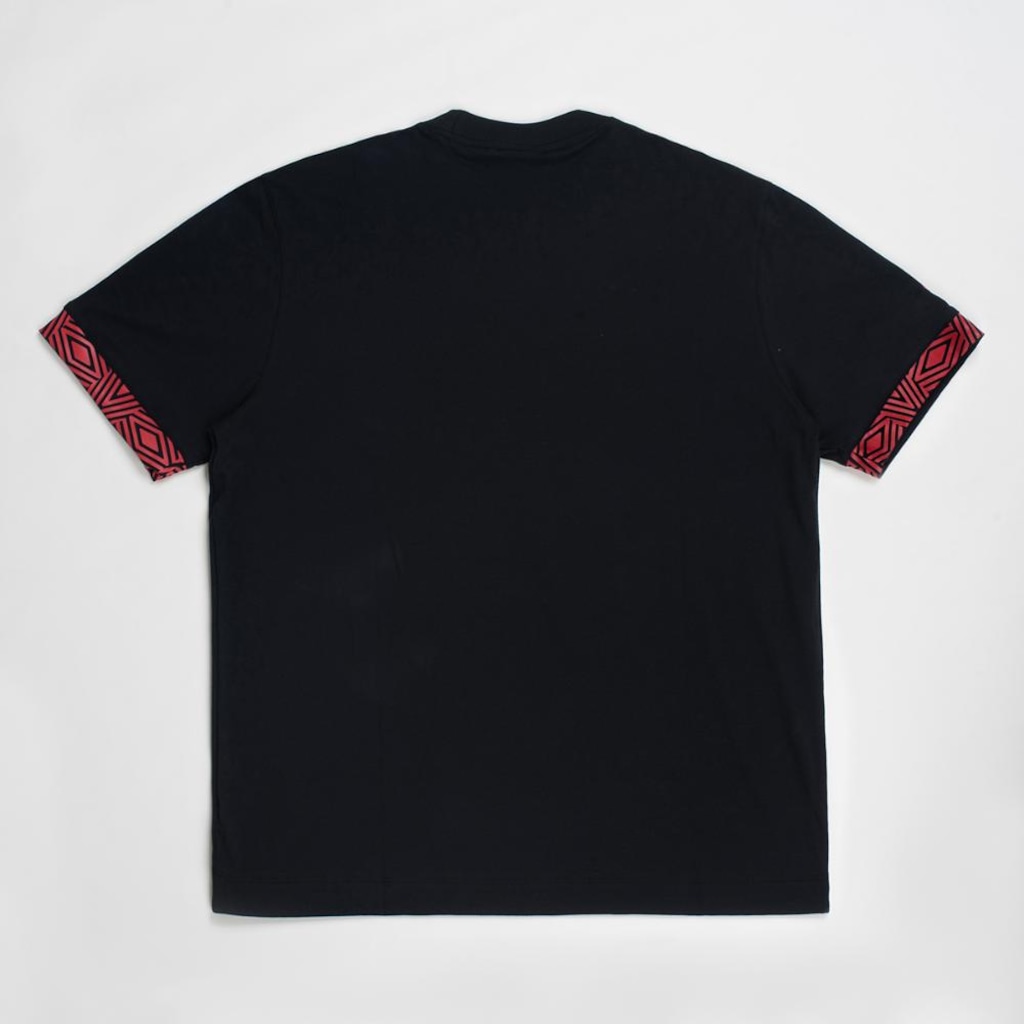 Imagem 2 do produto Camisa do Athletico Paranaense Concentração 26/27 Umbro Masculina
