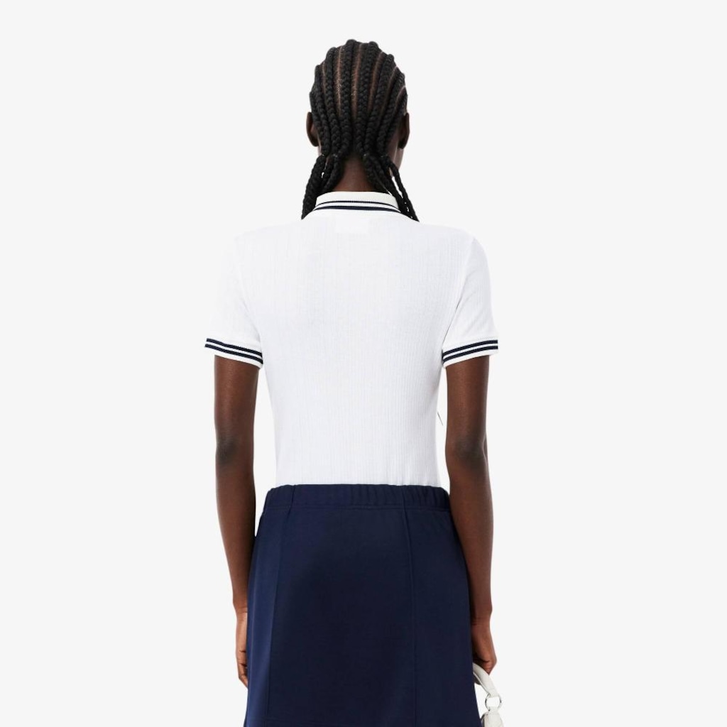 Imagem 2 do produto Camiseta Polo Lacoste Canelada Fabricada na França Modelagem ajustada Feminina