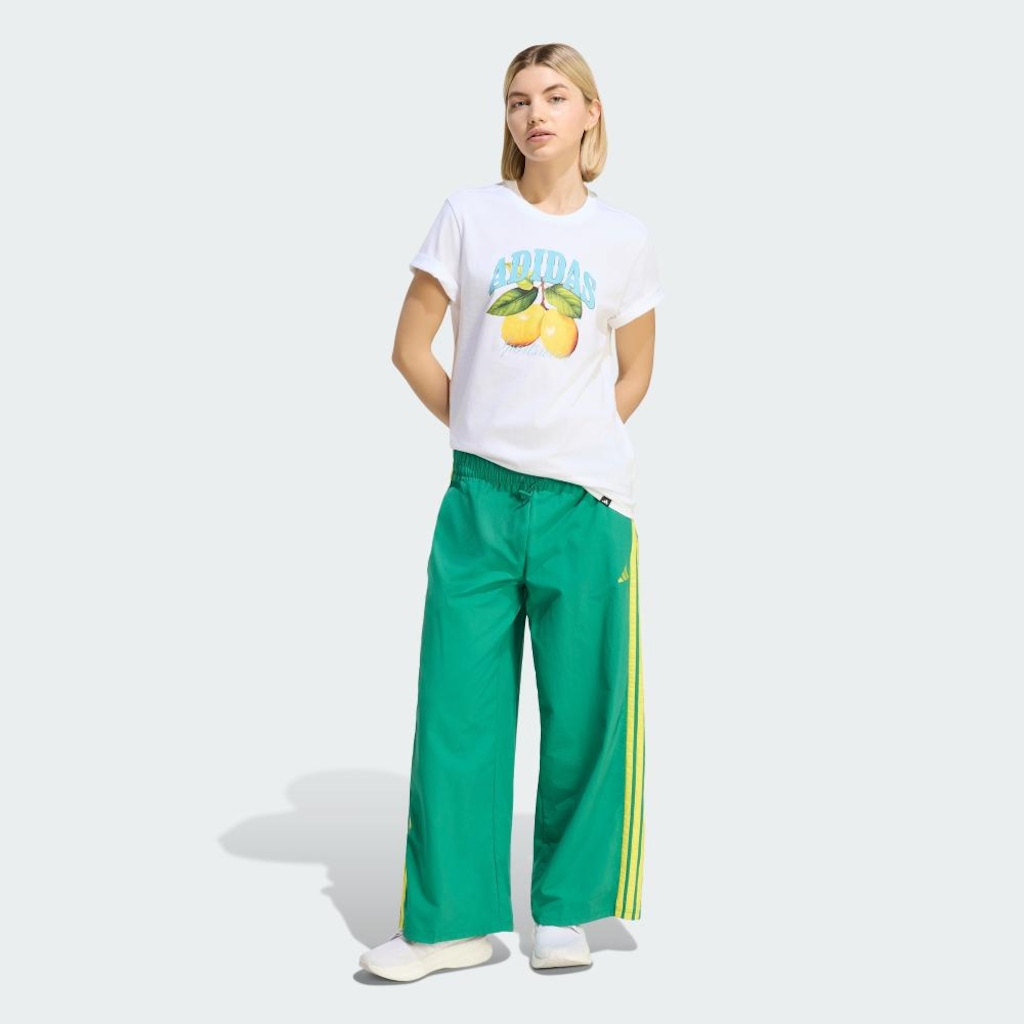 Imagem 4 do produto Calça Adidas Paraquedas Três Listras Woven Feminina