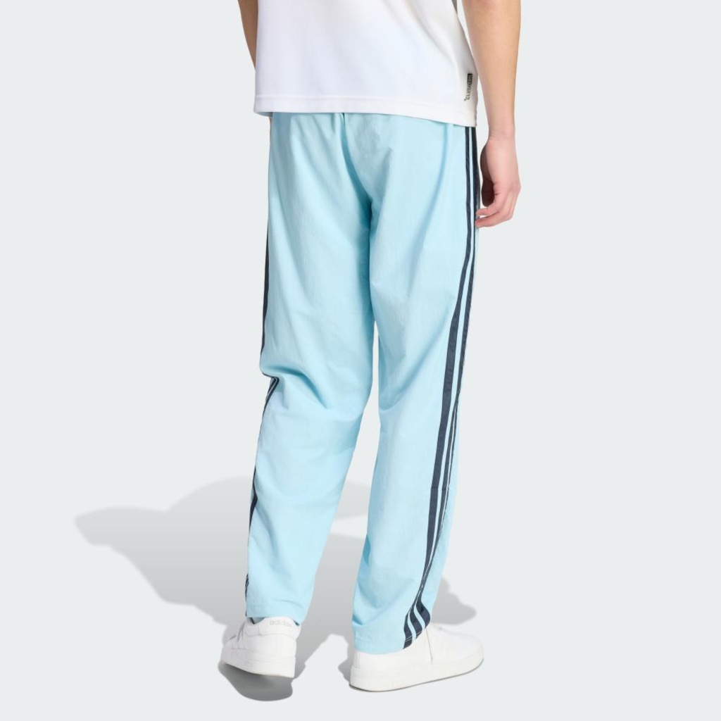 Imagem 3 do produto Calça adidas em Malha e Bainha Aberta Essentials Três Listras Masculina