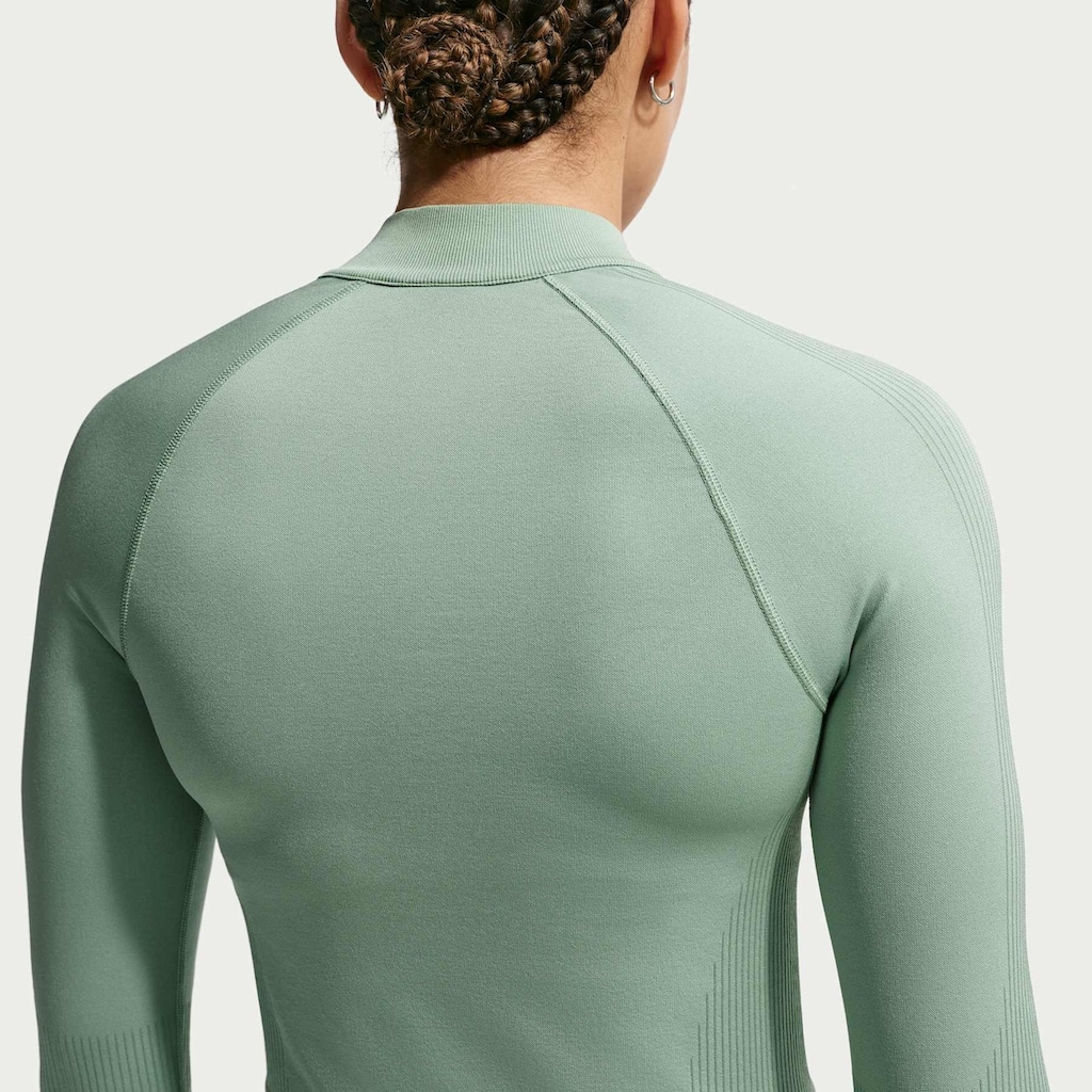 Imagem 2 do produto Jaqueta Dri-FIT Nike Pro Slim Feminina