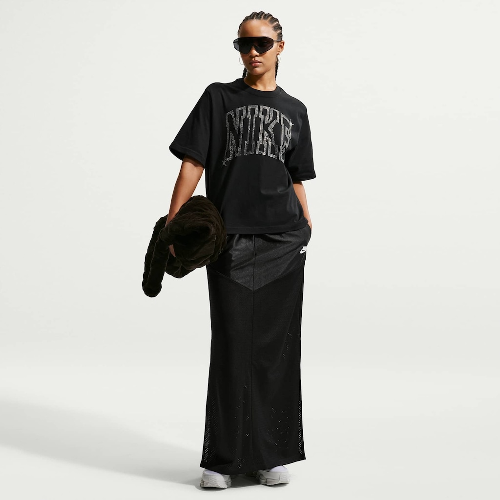 Imagem 4 do produto Camiseta Nike Sportswear Classic Boxy Feminina