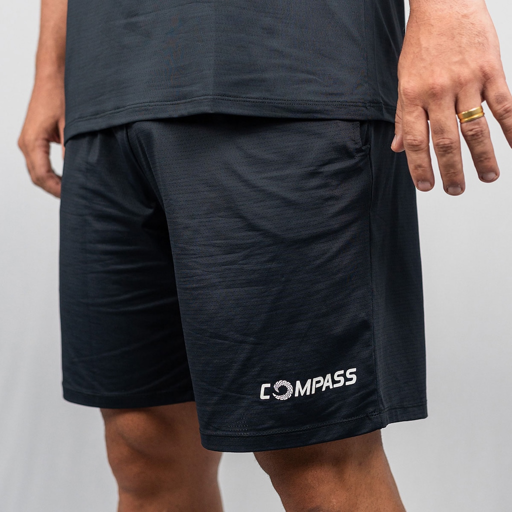 Imagem 2 do produto Bermuda Compass Dry Lisa - Masculina