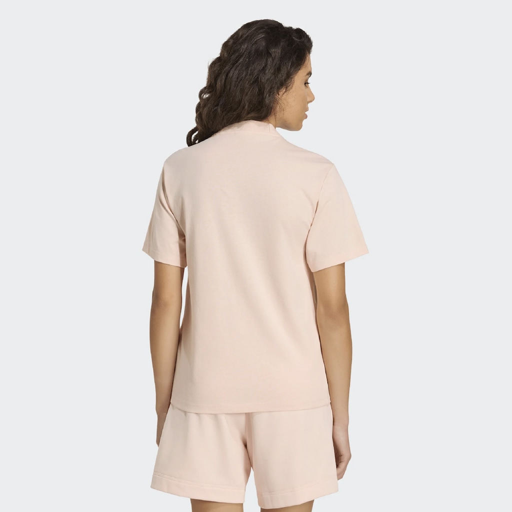 Imagem 3 do produto Camiseta Feminina Big Logo Classic adidas