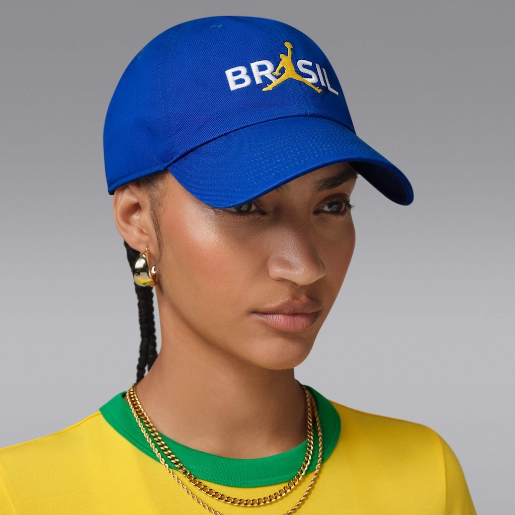Imagem 3 do produto Boné Brasil Jordan Club Aba Curva Unissex