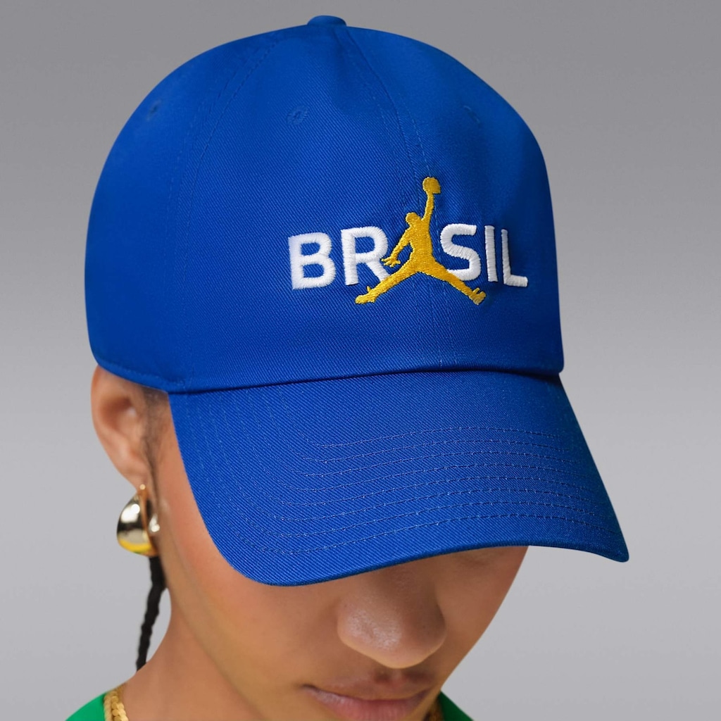 Imagem 4 do produto Boné Brasil Jordan Club Aba Curva Unissex