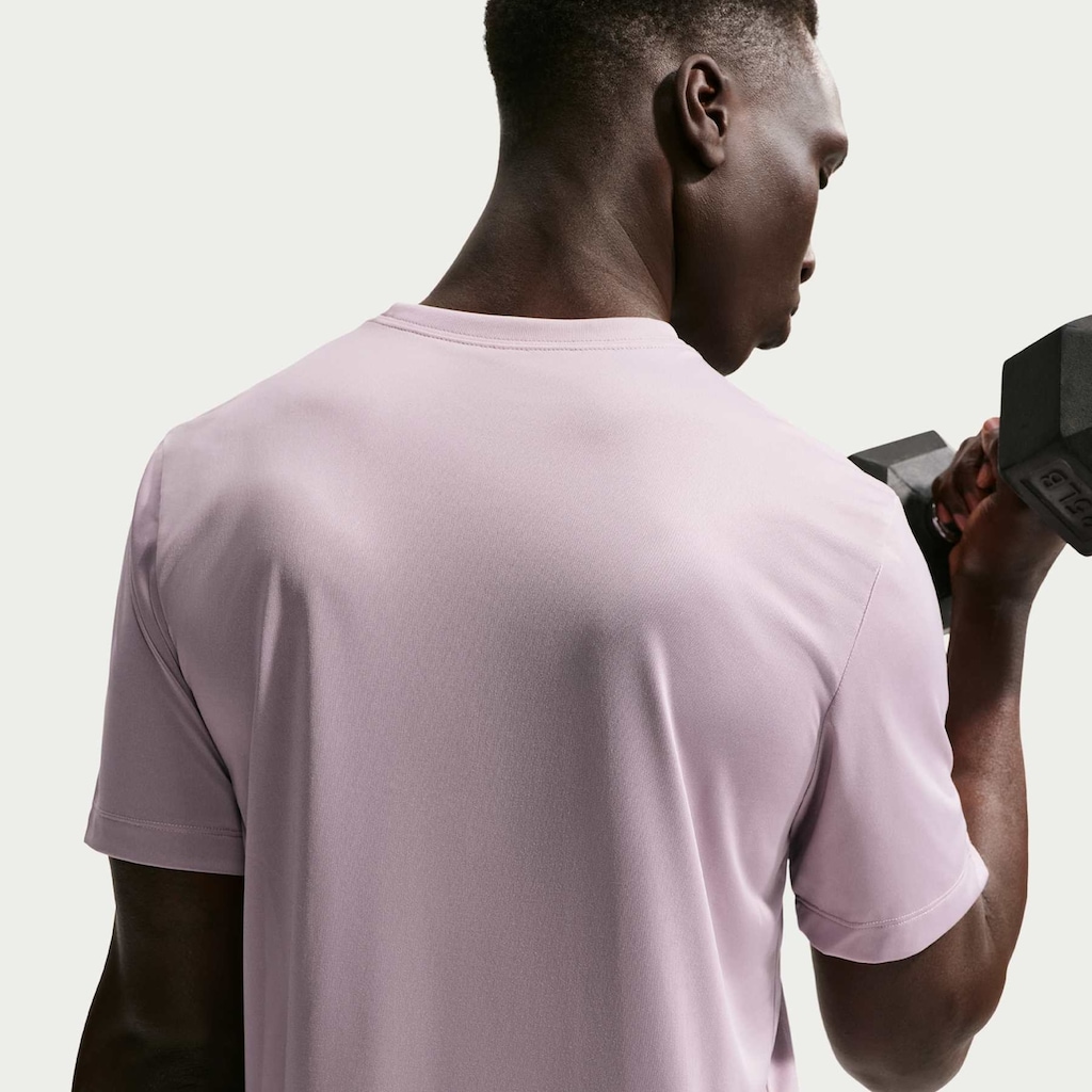 Imagem 2 do produto Camiseta Nike Dri-FIT Legend - Masculina