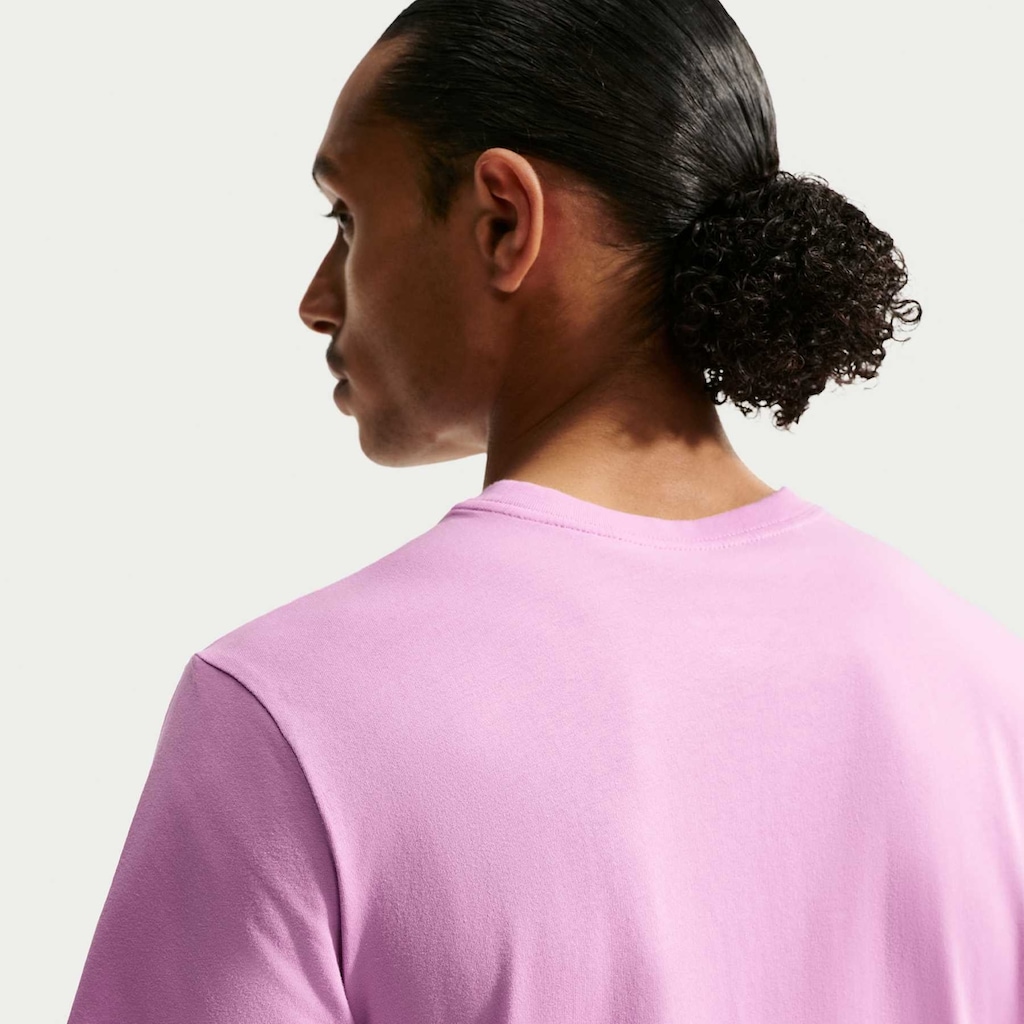 Imagem 2 do produto Camiseta Nike Sportswear Club Masculina