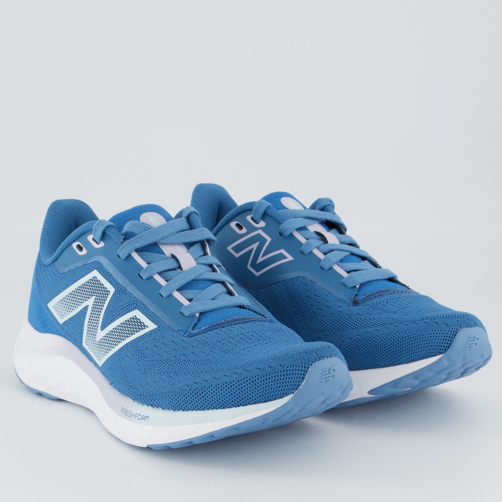 Imagem 2 do produto Tênis New Balance Fresh Foam Arishi V4 Feminino