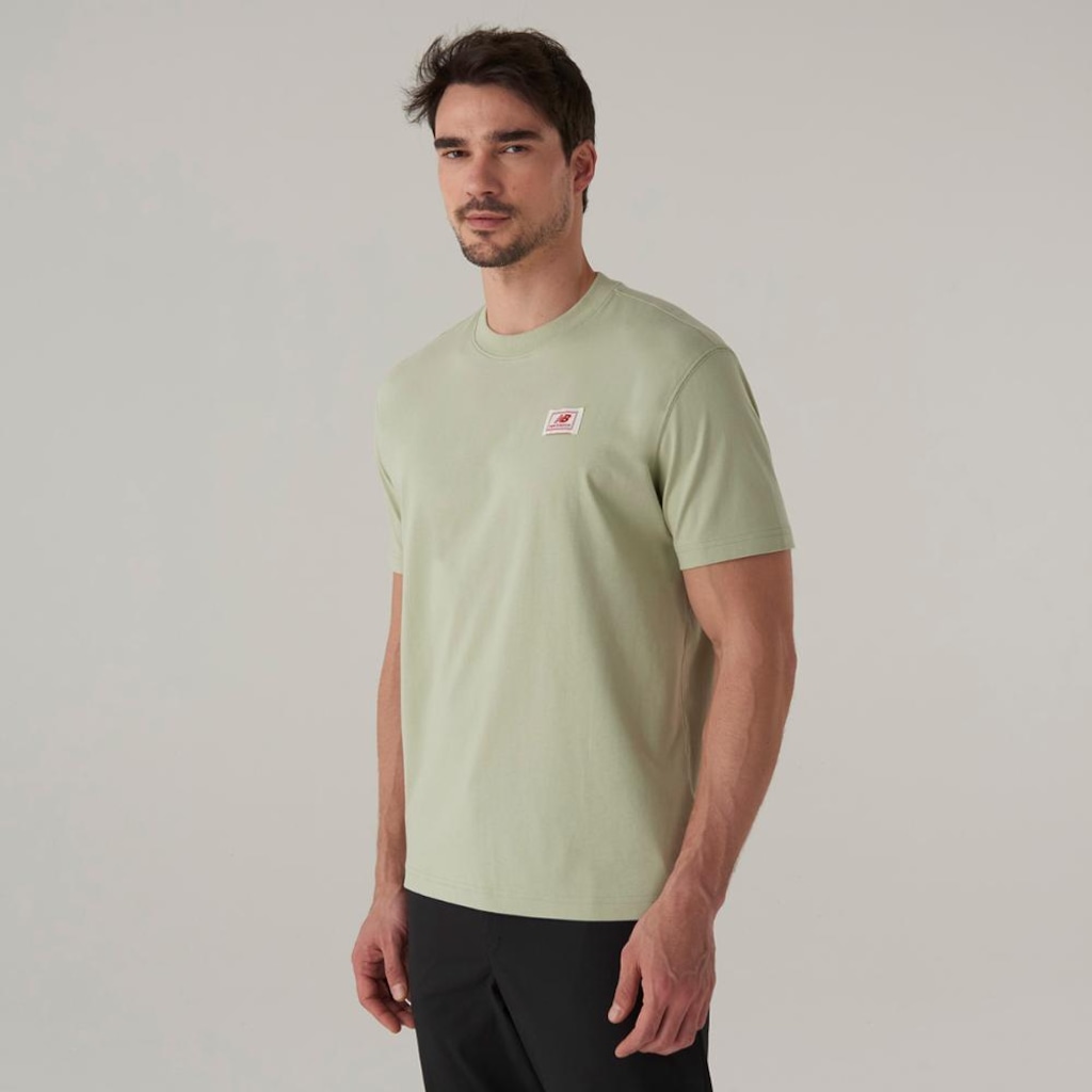 Imagem 2 do produto Camiseta New Balance Woven Label Masculina