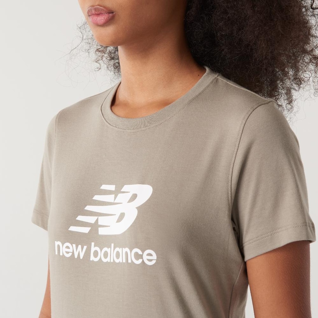 Imagem 5 do produto Camiseta New Balance Essentials Feminina