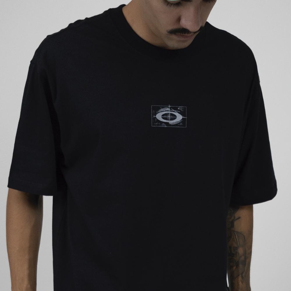 Imagem 5 do produto Camiseta Oakley Bunker Project SS Tee Blackout - Masculina