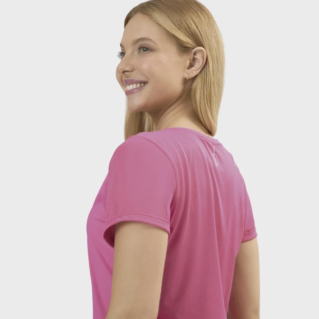 Imagem 3 do produto Camiseta Selene Com Microfuros Nas Costas - Feminina