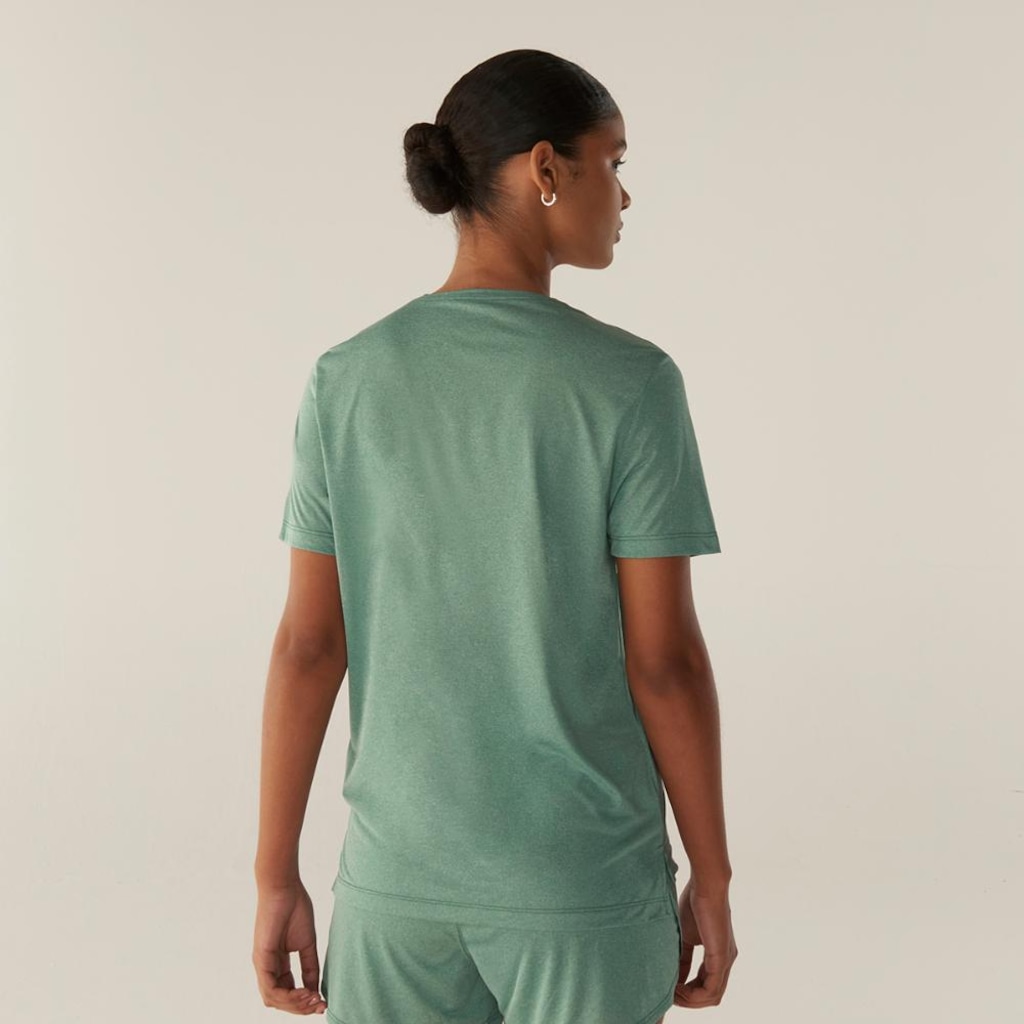 Imagem 2 do produto Blusa Fila Basic Train IV Feminina